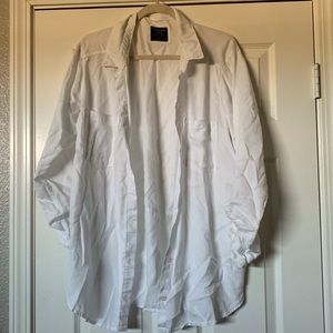 White button up Abercrombie & Fitch long sleeve shirt